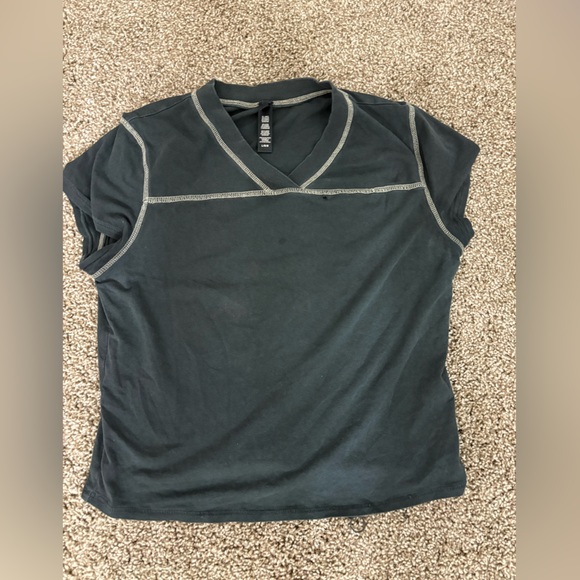 Skims shirt - Picture 1 of 4